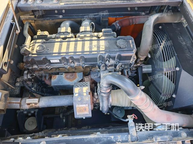 發(fā)動機整體俯視（整機外觀）