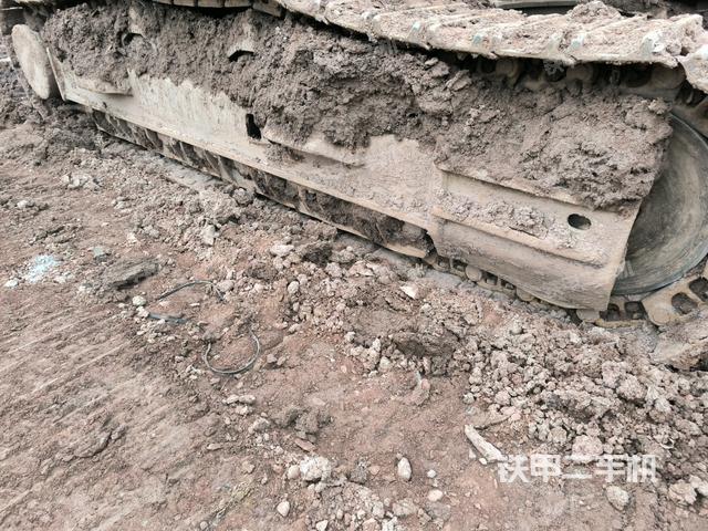 右側(cè)履帶整體（行走機(jī)構(gòu)）