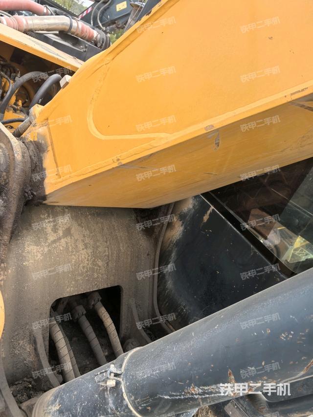 大臂根部?斜視（工作和回轉(zhuǎn)裝置）