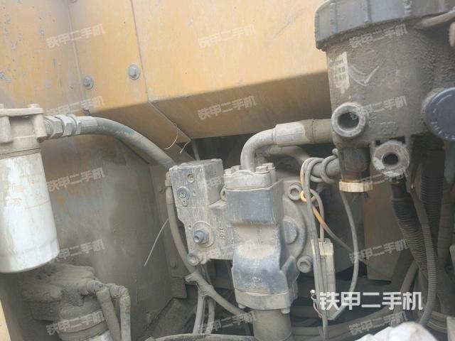 液壓泵斜45?左（大件艙室）