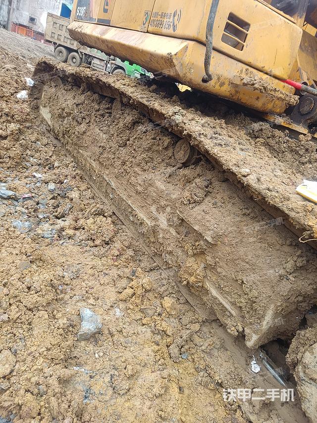 单侧履带整体（整机外观）