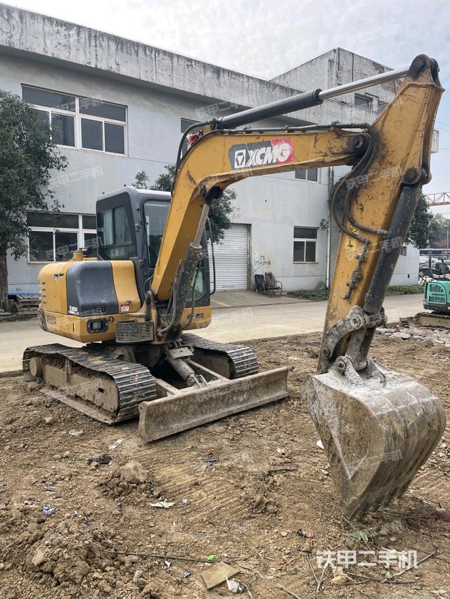 右前45(整機外觀) 右前45(整機外觀)