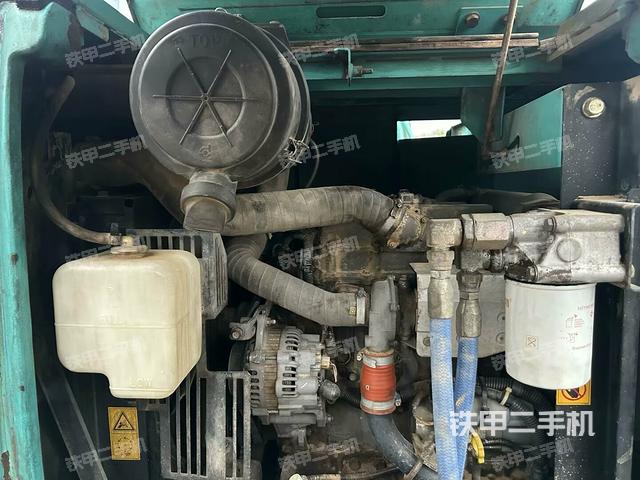 發(fā)動(dòng)機(jī)室(上車(chē)部件) 發(fā)動(dòng)機(jī)室(上車(chē)部件)