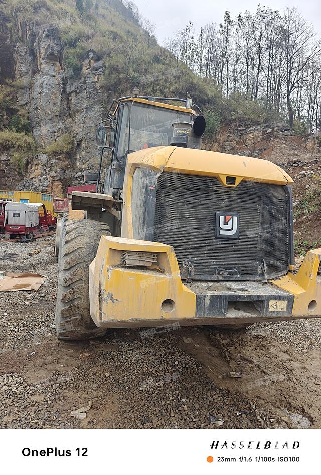 整機(jī)右后45°（整機(jī)外觀及大件）