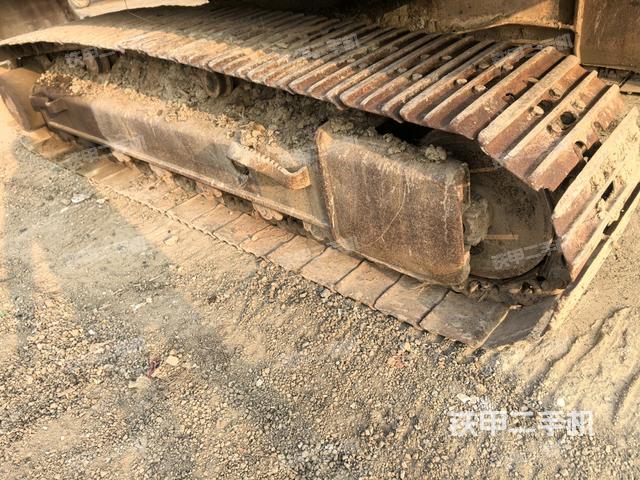 左導(dǎo)向輪（行走機(jī)構(gòu)）