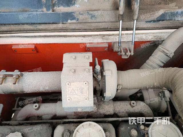 增压器特写(上车部件) 增压器特写(上车部件)