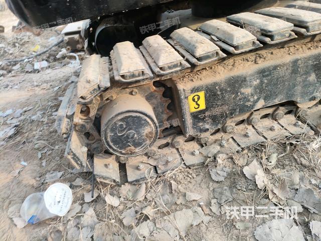 右驅動輪（行走機構）