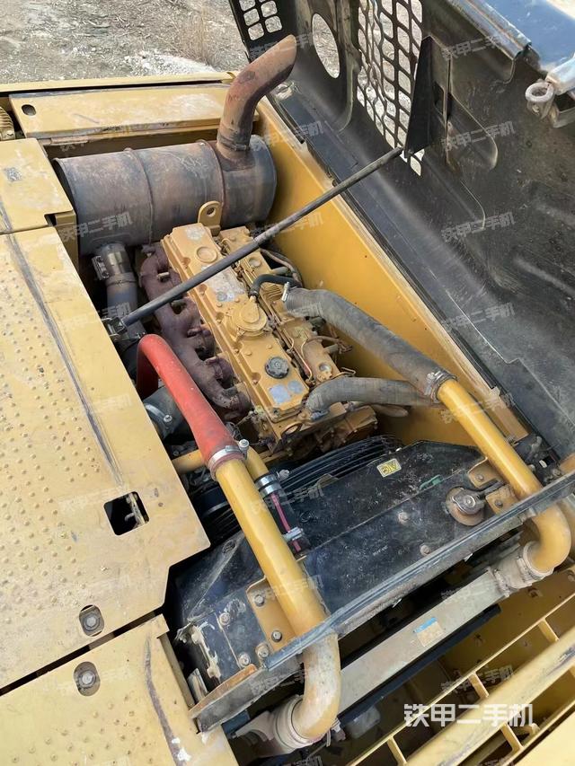 發(fā)動機(jī)整體俯視（整機(jī)外觀）