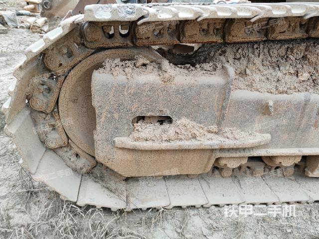 左侧行走马达盖板(行走机构) 左侧行走马达盖板(行走机构)