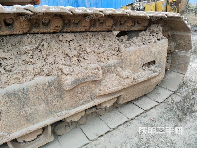 右侧行走马达盖板(行走机构) 右侧行走马达盖板(行走机构)