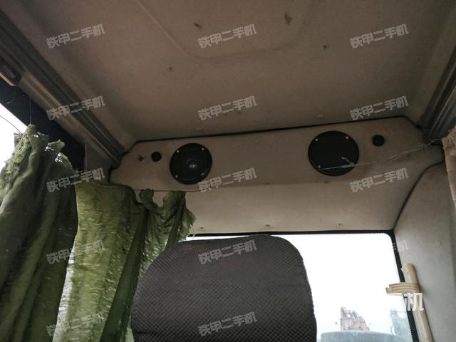 座椅后部（駕駛室部分）