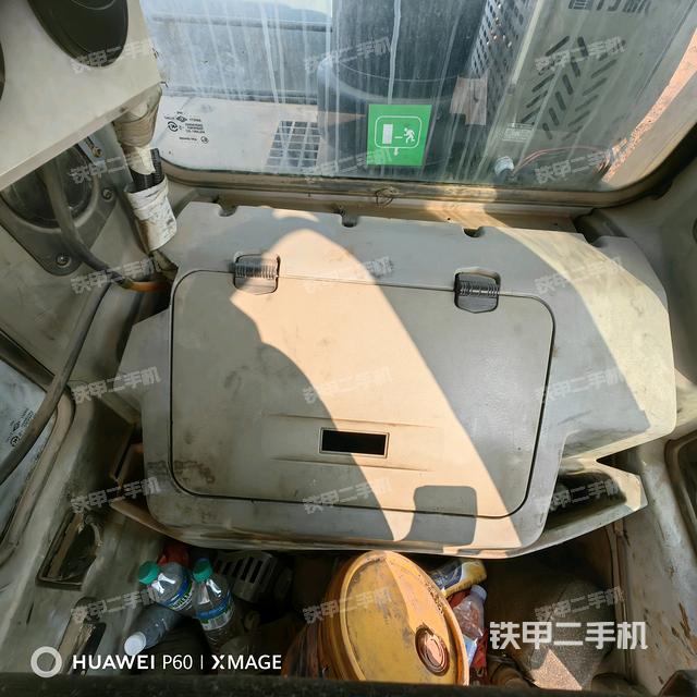 座椅后部（駕駛室部分）