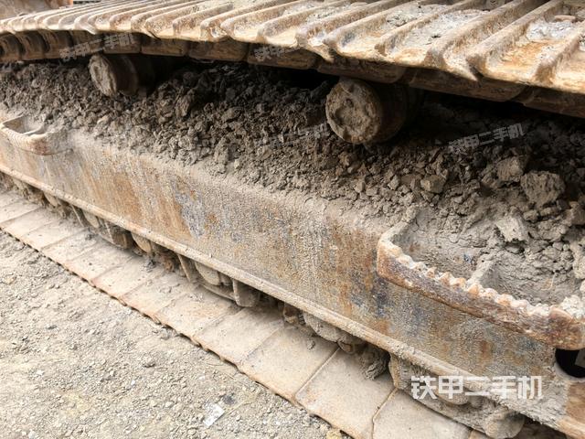 左側(cè)行走馬達(dá)蓋板（行走機(jī)構(gòu)）