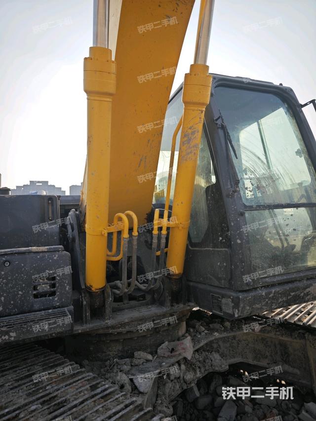 大臂根部?斜視（工作和回轉(zhuǎn)裝置）