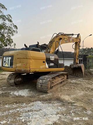 防城港卡特彼勒320D2液壓挖掘機(jī)實(shí)拍圖片