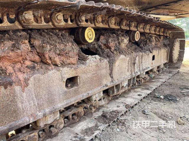 单侧履带整体（整机外观）