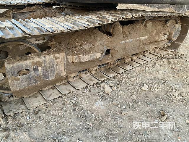 單側(cè)履帶整體（整機(jī)外觀）