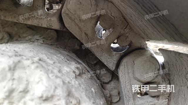 单侧履带整体（整机外观）