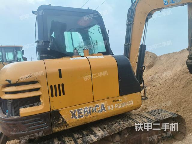 整机右后45°（整机外观）