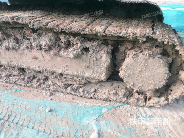 左驅(qū)動(dòng)輪（行走機(jī)構(gòu)）