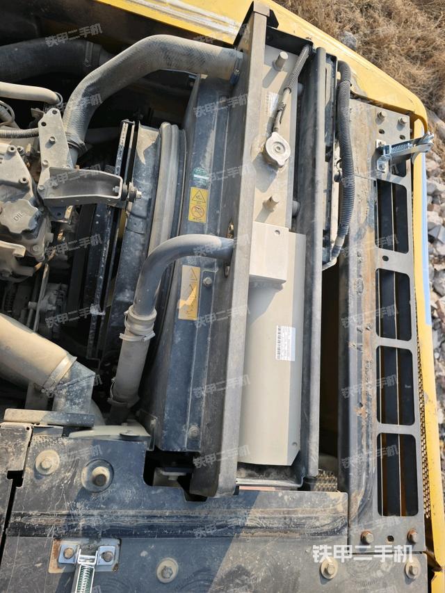 液壓泵斜45?左（大件艙室）