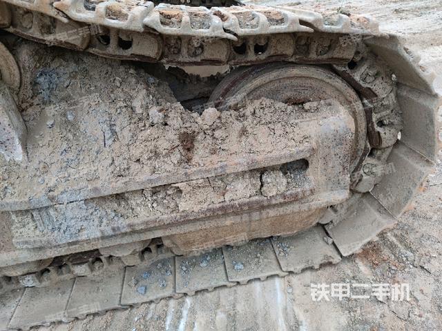 右側(cè)行走馬達蓋板（行走機構(gòu)）