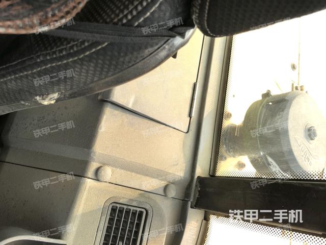 座椅后部(駕駛室部分) 座椅后部(駕駛室部分)