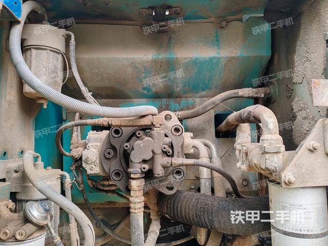 液壓泵室(大件艙室) 液壓泵室(大件艙室)
