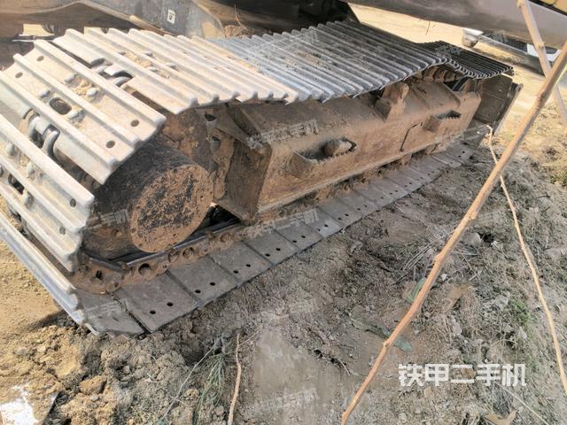 右側(cè)履帶整體?（行走機構(gòu)）