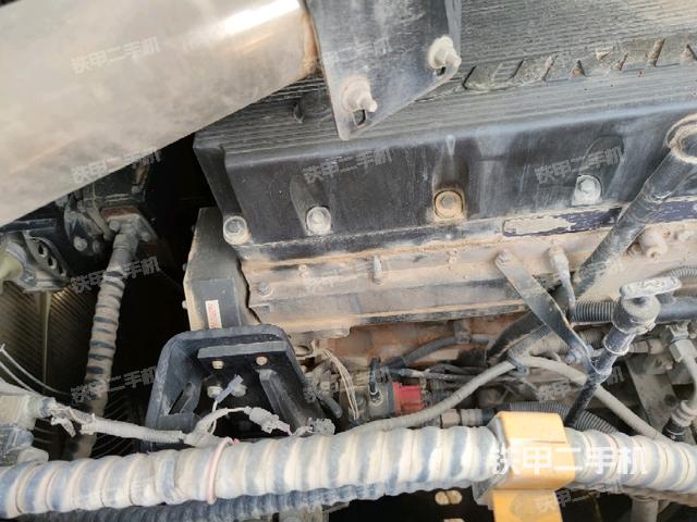 氣門室蓋螺絲特寫（上車部件）