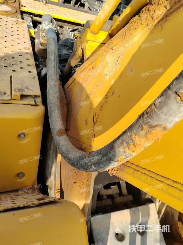 大臂根部?斜視（工作和回轉(zhuǎn)裝置）