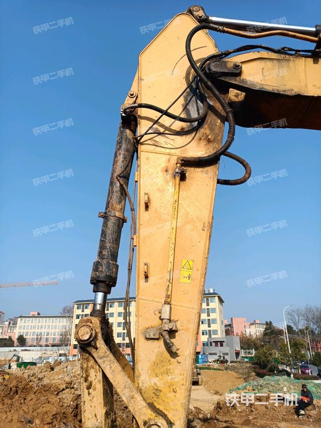 小臂整體左后（工作和回轉(zhuǎn)裝置）