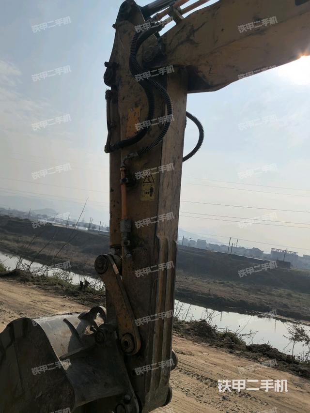 小臂整體右前（工作和回轉(zhuǎn)裝置）