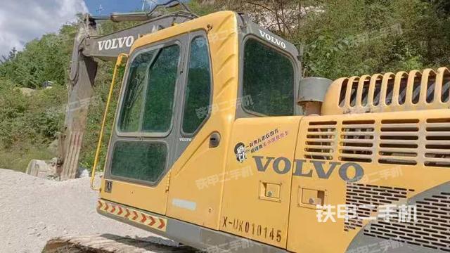 整機右后45°(整機外觀) 整機右后45°(整機外觀)