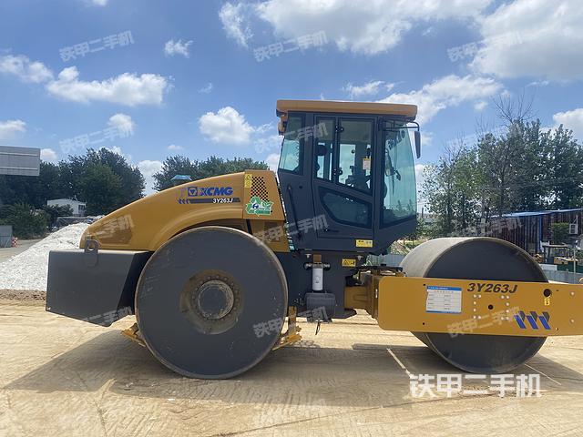 整機(jī)右后45°(設(shè)備外觀及核心部件) 整機(jī)右后45°(設(shè)備外觀及核心部件)