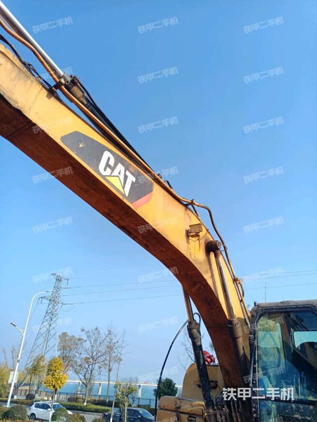 大臂整體?右側(cè)（工作和回轉(zhuǎn)裝置）