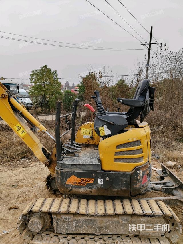 ?駕駛室正側(cè)（駕駛室部分）