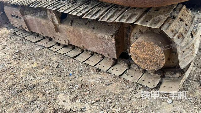 左側(cè)履帶整體?(行走機構(gòu)) 左側(cè)履帶整體?(行走機構(gòu))