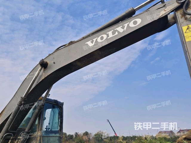 大臂整體?右側(cè)（工作和回轉(zhuǎn)裝置）