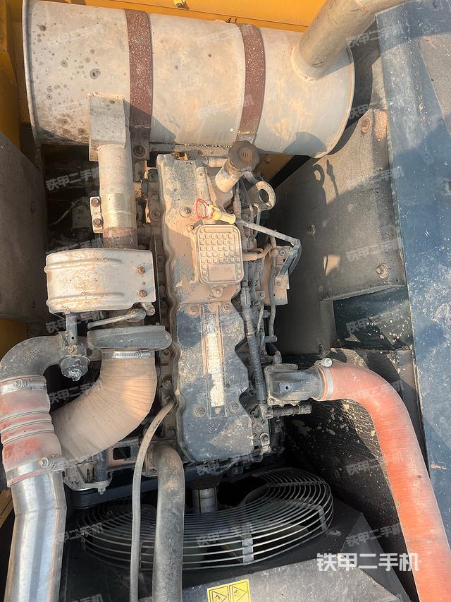 發(fā)動機整體俯視（整機外觀）