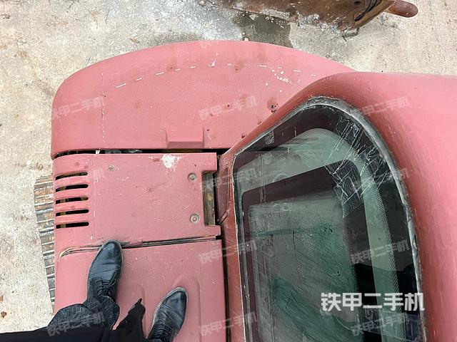 回转马达和主控阀（整机外观）