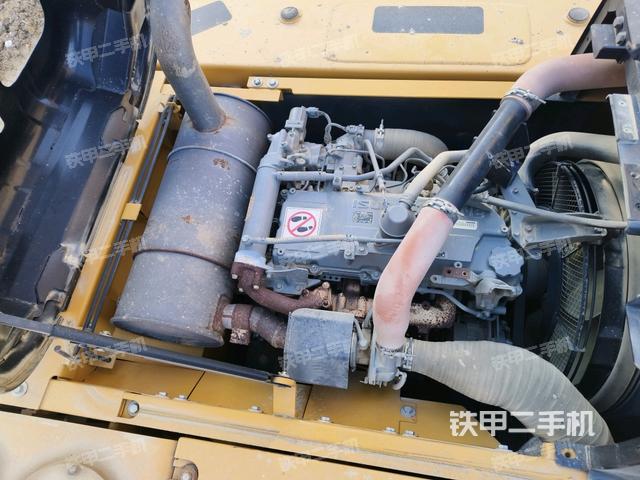 發(fā)動機室(上車部件) 發(fā)動機室(上車部件)