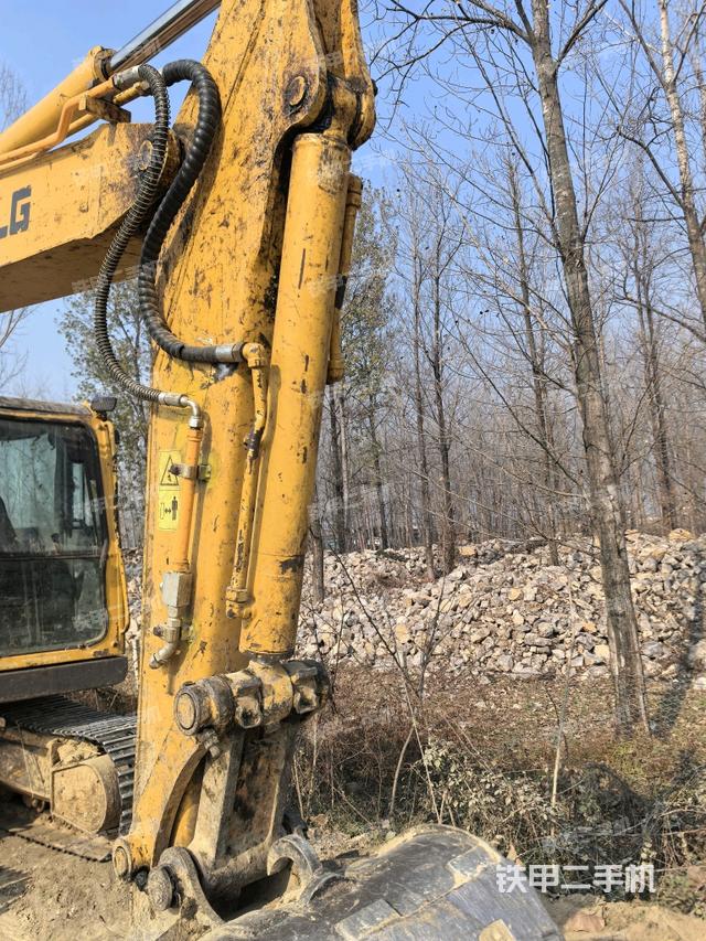 小臂整體左后（工作和回轉(zhuǎn)裝置）