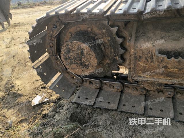 左側(cè)行走馬達蓋板（行走機構(gòu)）