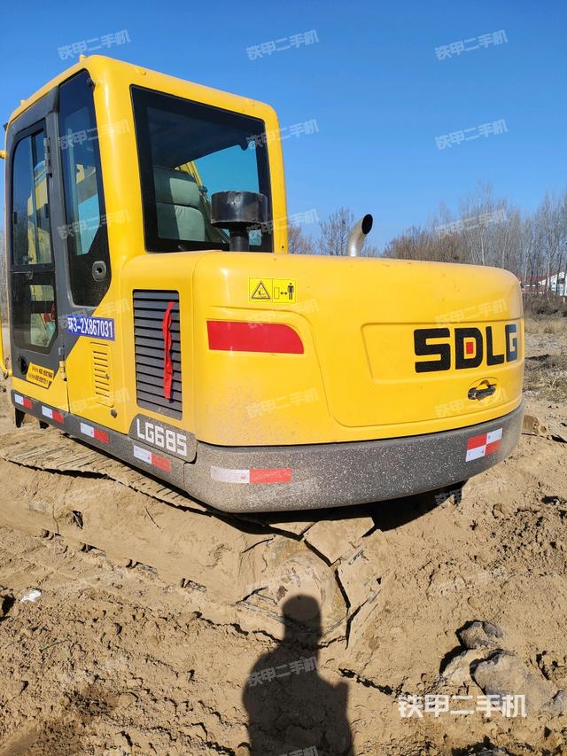 整機右后45°（整機外觀）