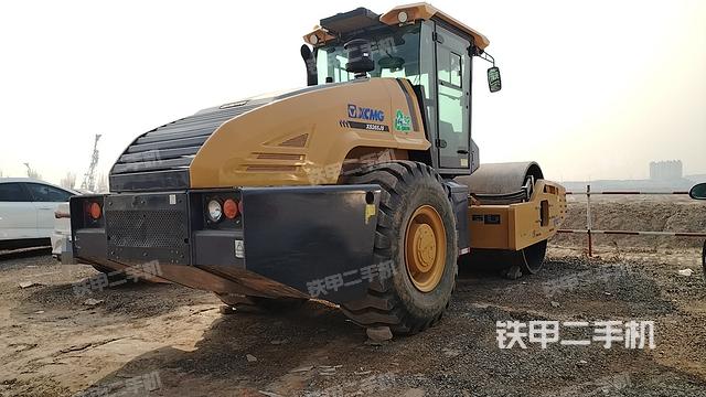 整机右后45°（设备外观及核心部件）