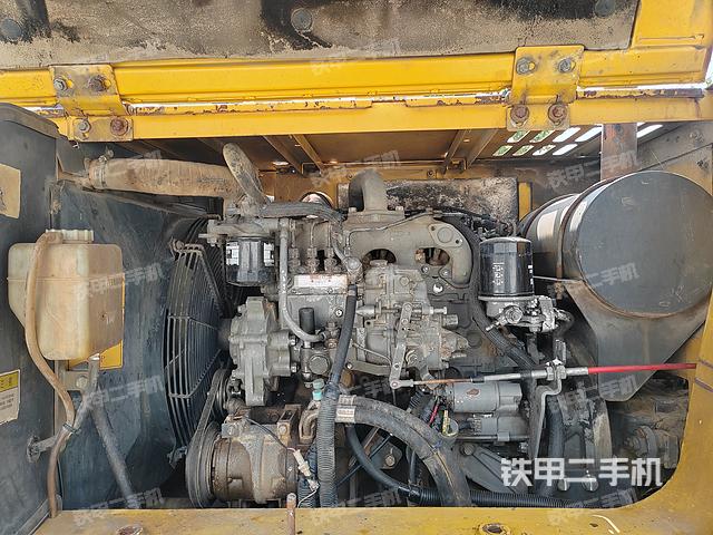 發(fā)動(dòng)機(jī)整體俯視（整機(jī)外觀）