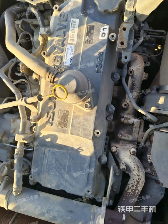 氣門室蓋螺絲特寫（上車部件）