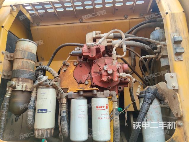 液压泵斜45 左(大件舱室) 液压泵斜45 左(大件舱室)