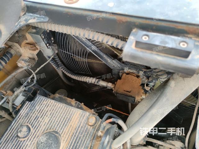 水箱+风扇特写(上车部件) 水箱+风扇特写(上车部件)